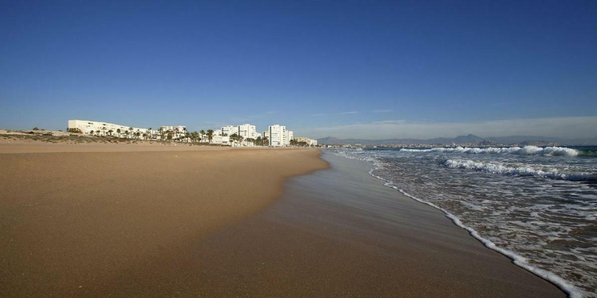 Alojamiento El Altet Playa Exterior photo
